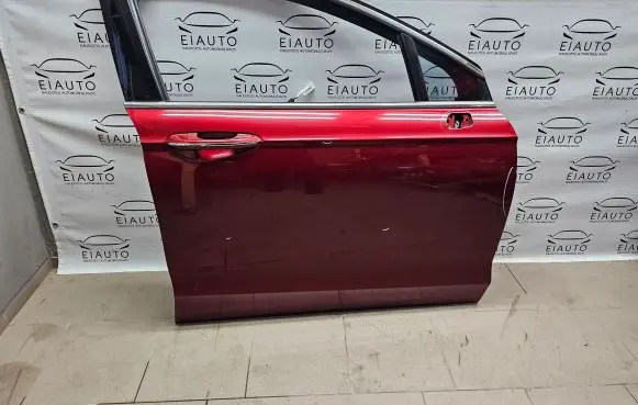 Ford Fusion II Front door