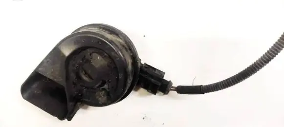Audi Q5 SQ5 Horn signal E9001165