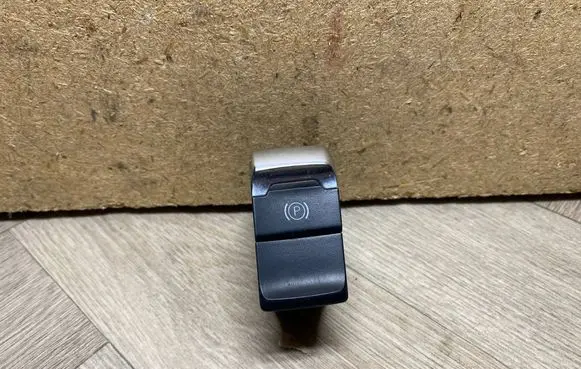 Audi A5 8T 8F Hand parking brake switch 8K2927225E