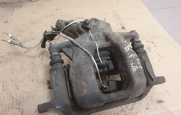 Peugeot 407 Front brake caliper