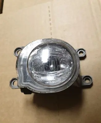 Toyota C-HR I Front fog light 8121002190