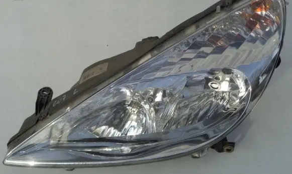 Peugeot 607 Headlight/headlamp