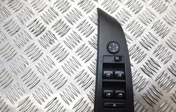 BMW M5 Electric window control switch 6951924