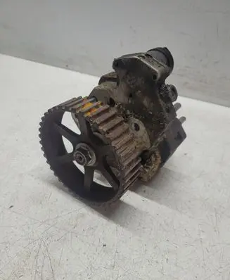Renault Trafic II (X83) Fuel injection high pressure pump 0986437301