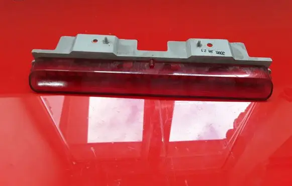 Hyundai Trajet Third/center stoplight 927503A0