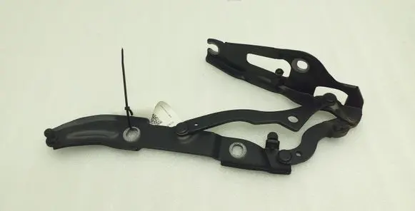 BMW 1 E82 E88 Tailgate/trunk/boot hinge 7166751