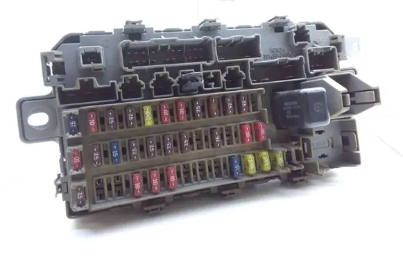 Honda Civic Fuse module 38600S04G0 RK0295