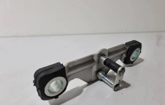 Trunk lock loop