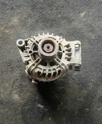 Ford Focus Generator/alternator AV6N10300HA