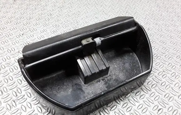 Car ashtray