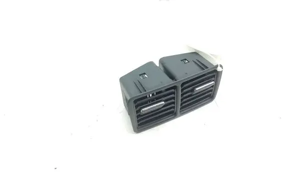 Mercedes-Benz ML W163 Rear air vent grill A1638301454