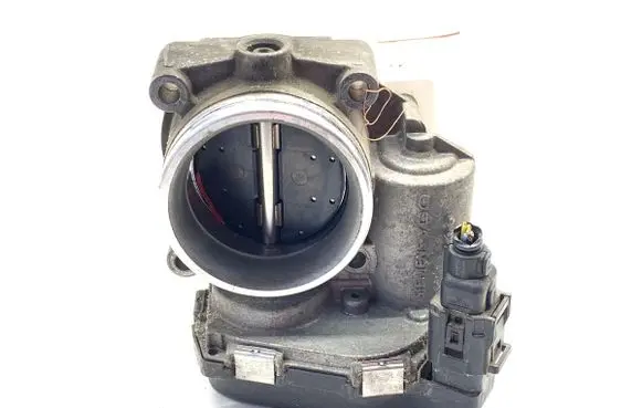 BMW 1 E81 E87 Engine shut-off valve 7561067