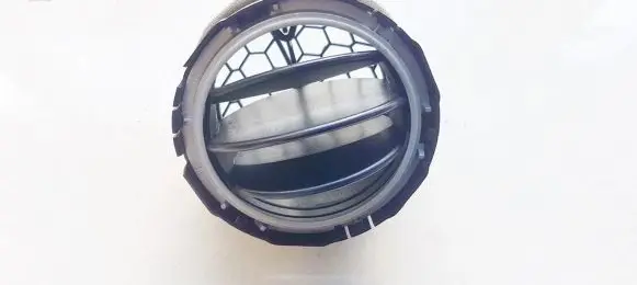 Mitsubishi Colt Dash center air vent grill