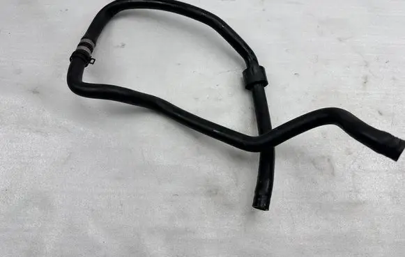 Mercedes-Benz S W222 Engine coolant pipe/hose A2228305300