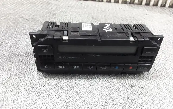 Volkswagen PASSAT B5.5 Climate control unit 3B1907044H