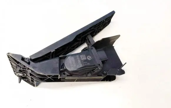 BMW 2 F22 F23 Accelerator throttle pedal 35426853175 3542-6853175