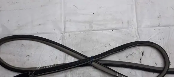 Toyota Yaris Rubber seal front coupe door 