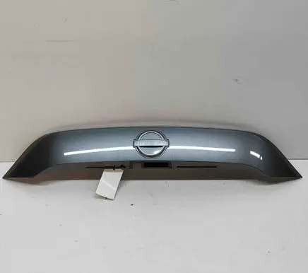 Nissan Juke II F16 Trunk door license plate light bar 908106PA5A 908106PA0A