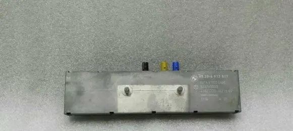 BMW Z4 E85 E86 Aerial antenna amplifier 6912817