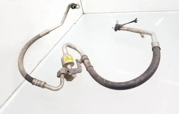 Opel Signum Air conditioning (A/C) pipe/hose 13118603