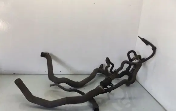 Mercedes-Benz A W169 Engine coolant pipe/hose