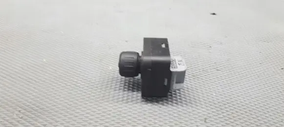 Audi A3 S3 8P Wing mirror switch 8E0959565A