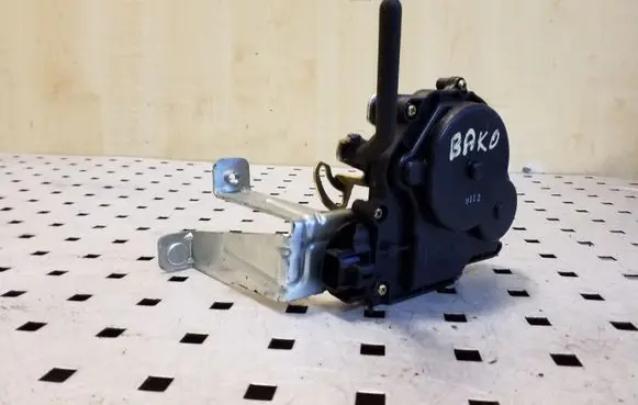 Fuel tank cap lock motor