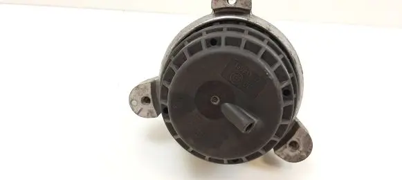 BMW 5 F10 F11 Engine mount bracket 6780264