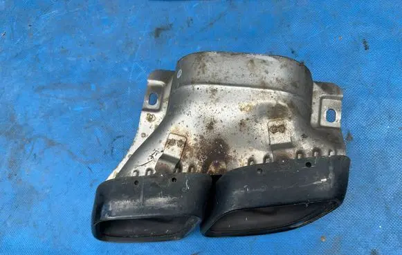 Mercedes-Benz C AMG W205 Muffler ending A0004903000