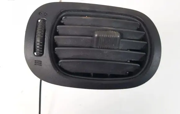 Chrysler Town & Country IV Dash center air vent grill 12050