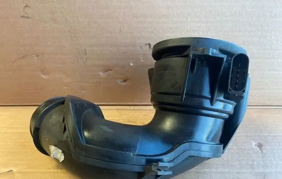 Mercedes-Benz C W203 Mass air flow meter A2710900629