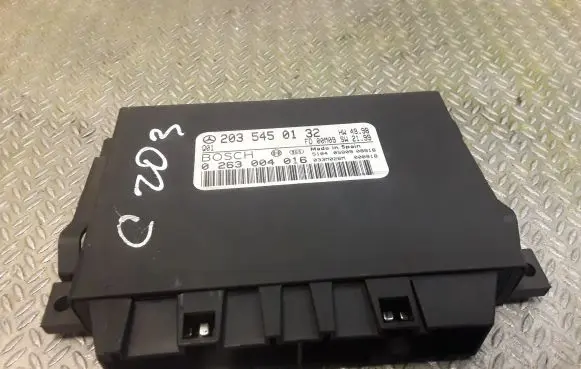 Mercedes-Benz C W203 Parking PDC control unit/module 2035450132 A2035450132