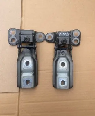 BMW 2 F45 Loading door hinge set 7300610 17120310