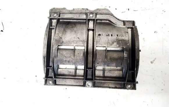 Mercedes-Benz A W168 Engine mounting bracket a6680140366 15404301
