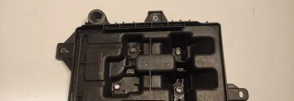 Hyundai Tucson TL Battery box tray 37150-D3700