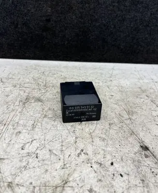 Mercedes-Benz Sprinter W906 Other relay A0355455132
