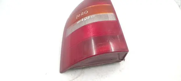 Ford Mondeo MK II Rear/tail lights 93B013N004