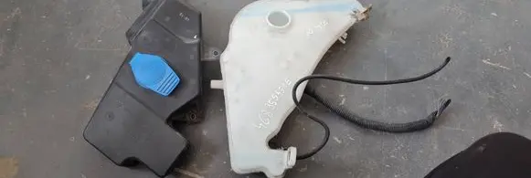 Audi A6 S6 C7 4G Windshield washer fluid reservoir/tank 4G8955451E