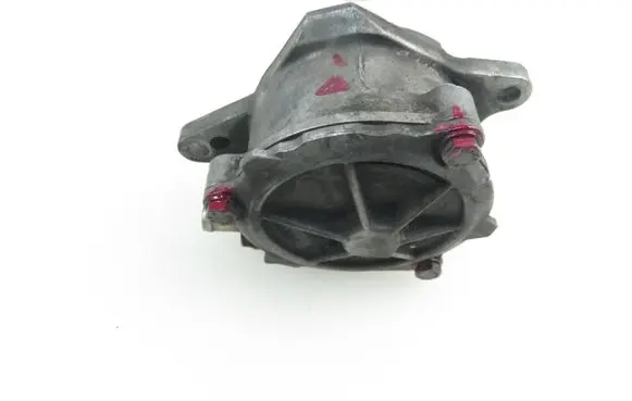 BMW 5 E39 Vacuum pump 96110885 024375