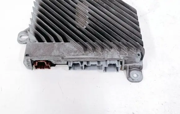 Opel Insignia B Sound amplifier 39107269