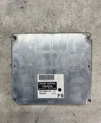 Toyota Corolla Verso AR10 Engine control unit/module 1758007612 896610F090 MB1758007612