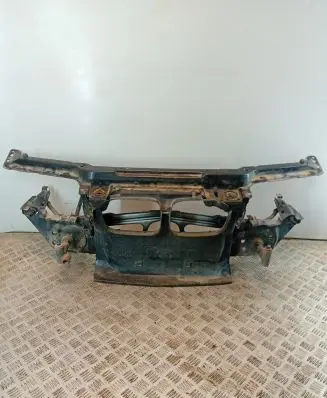BMW 3 E46 Radiator support slam panel 8202831
