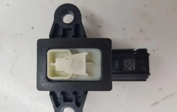 Volvo S90, V90 Airbag deployment crash/impact sensor 31406731
