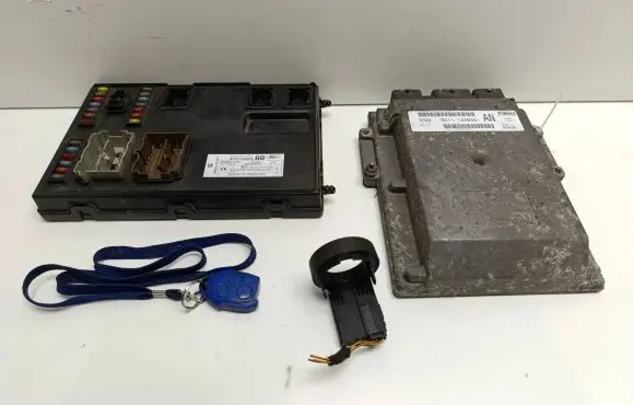 Ford Transit Engine ECU kit and lock set 6C1112A650