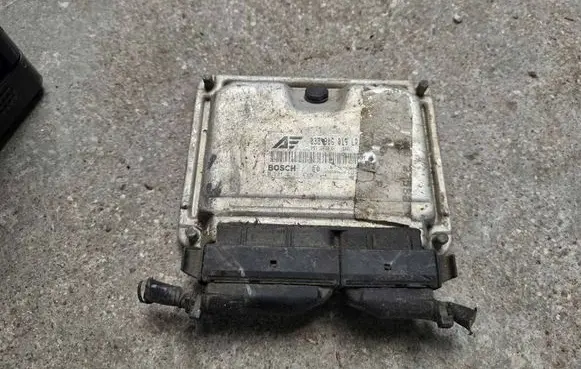 Ford Galaxy Engine control unit/module 038906019LR