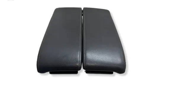 Volkswagen Touareg II Armrest 7P6864207 7P6864207BE