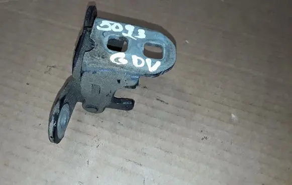 Dodge Nitro Rear door upper hinge 256ABR