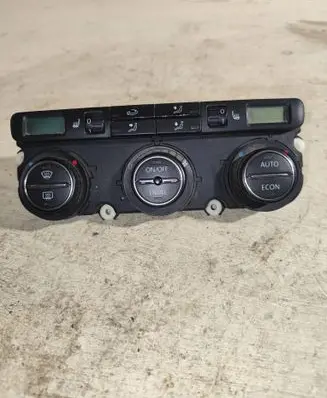 Volkswagen Touran I Climate control unit 74641471