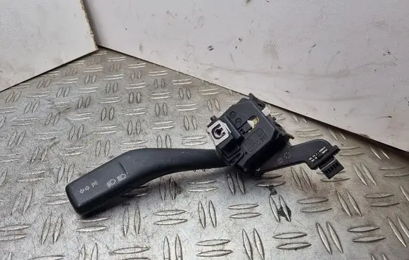 Seat Altea XL Indicator stalk 1K0953513