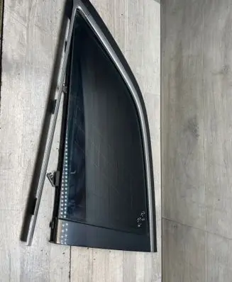 Audi Q7 4L Rear side window 43R001583 E000231